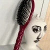 N.02 La Brosse Démêlante & Soin L'INDISPENSABLE Rouge Cerise|La Bonne Brosse Hot