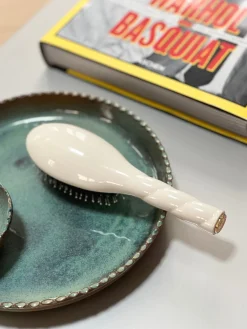 N.03 La Petite Brosse Cuir Chevelu Sensible L’INDISPENSABLE DOUCEUR Blanc Crème|La Bonne Brosse Sale