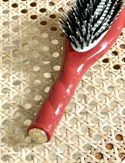 N.03 La Petite Brosse Cuir Chevelu Sensible L’INDISPENSABLE DOUCEUR Terre Battue|La Bonne Brosse Store