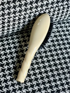 N.03 La Petite Brosse Cuir Chevelu Sensible L’INDISPENSABLE DOUCEUR Ivoire Cair|La Bonne Brosse Cheap